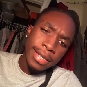 Meet your Posher, Malik